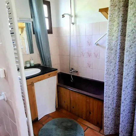 Maison Provencale Avec Piscine *