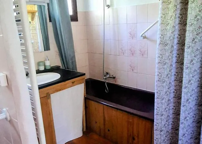 Maison Provencale Avec Piscine *